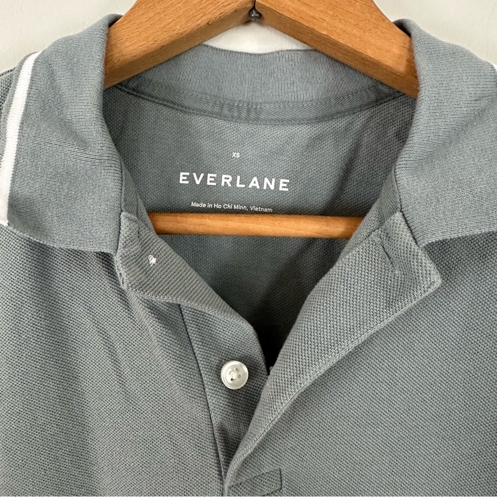 Everlane Dusty Blue Grey Polo Shirt - Picture 4 of 11